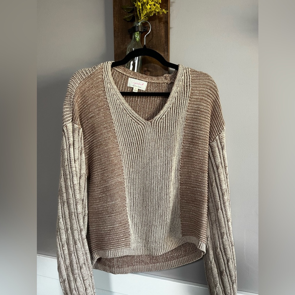 Women’s sweater